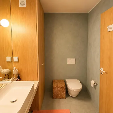 Family House * Сетубал