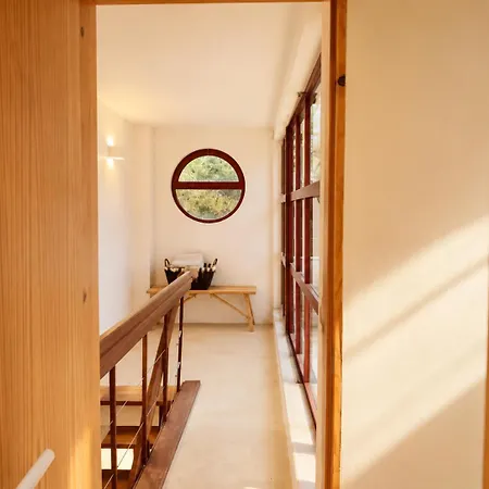 Family House Сетубал
